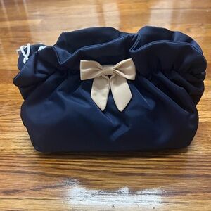Stoney Clover Lane Bow Pouch with Dust Cover Sapphire/Sand